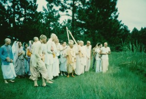104-sdg-srila-prabhupada