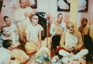 107-sdg-srila-prabhupada