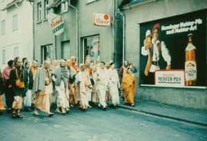 216-sdg-srila-prabhupada
