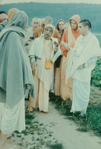 253-sdg-srila-prabhupada
