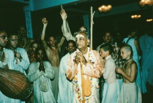 312-sdg-srila-prabhupada