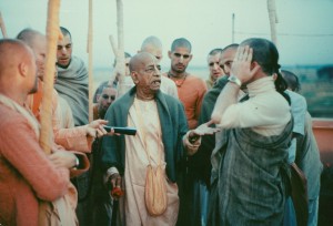 325-sdg-srila-prabhupada