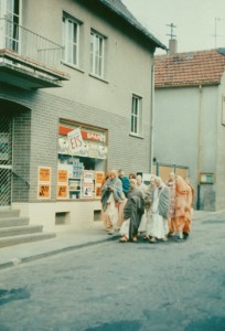 424-sdg-srila-prabhupada