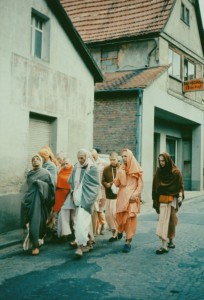 443-sdg-srila-prabhupada