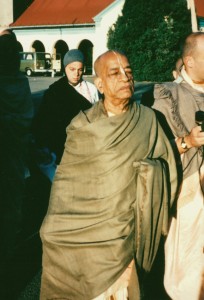503-sdg-srila-prabhupada