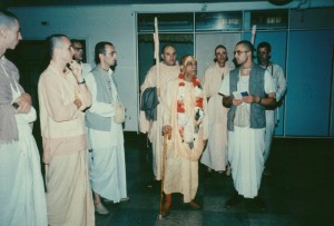 528-sdg-srila-prabhupada