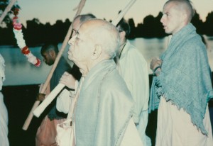 541-sdg-srila-prabhupada