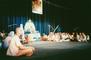 679-sdg-srila-prabhupada