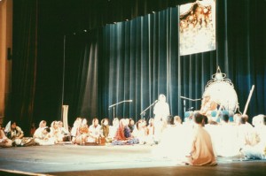 689-sdg-srila-prabhupada 